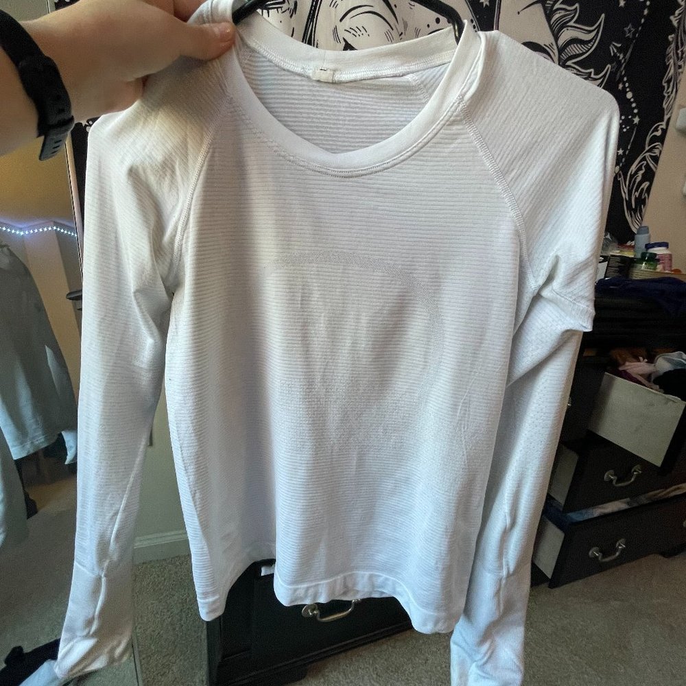 Lululemon Sporty Longsleeve!